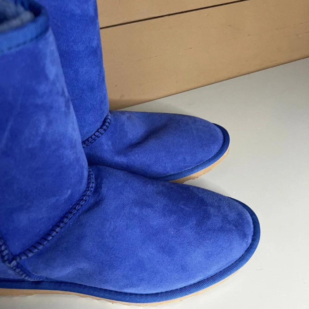 UGG Australian Boots Classic Short Electric Blue Sheepskin Suede Womens 10
